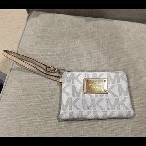 Michael Kors Wristlet